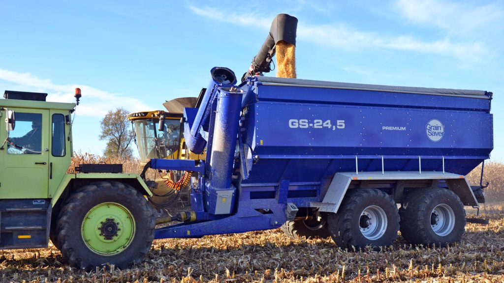 gs-24 chaser bin with harvester