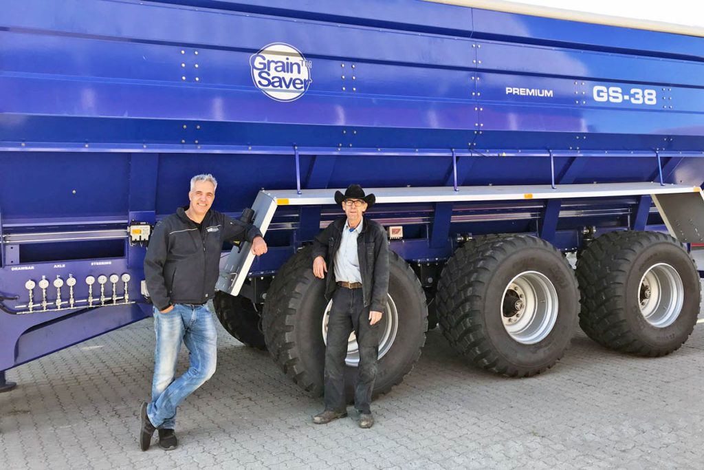 Paul Boekhorst and John Nicander with gs-38 grain cart